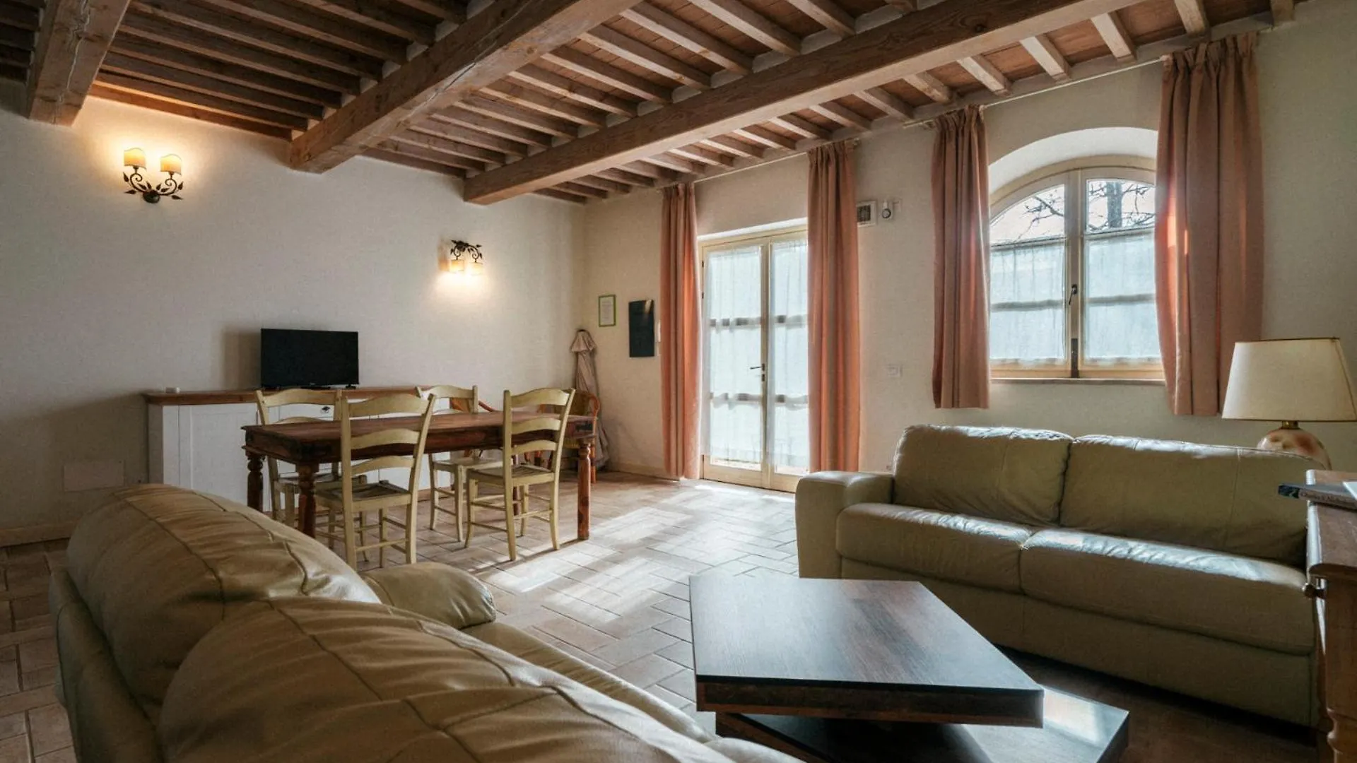 Apartment La Beccanina Resort Le Case