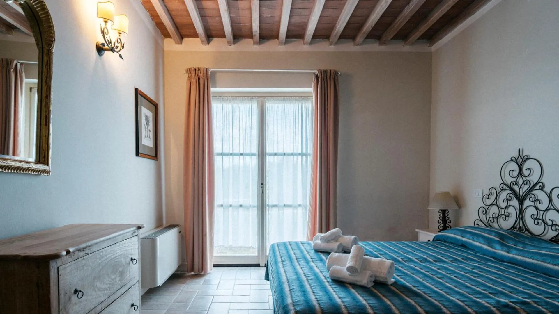 La Beccanina Resort Le Case Italy