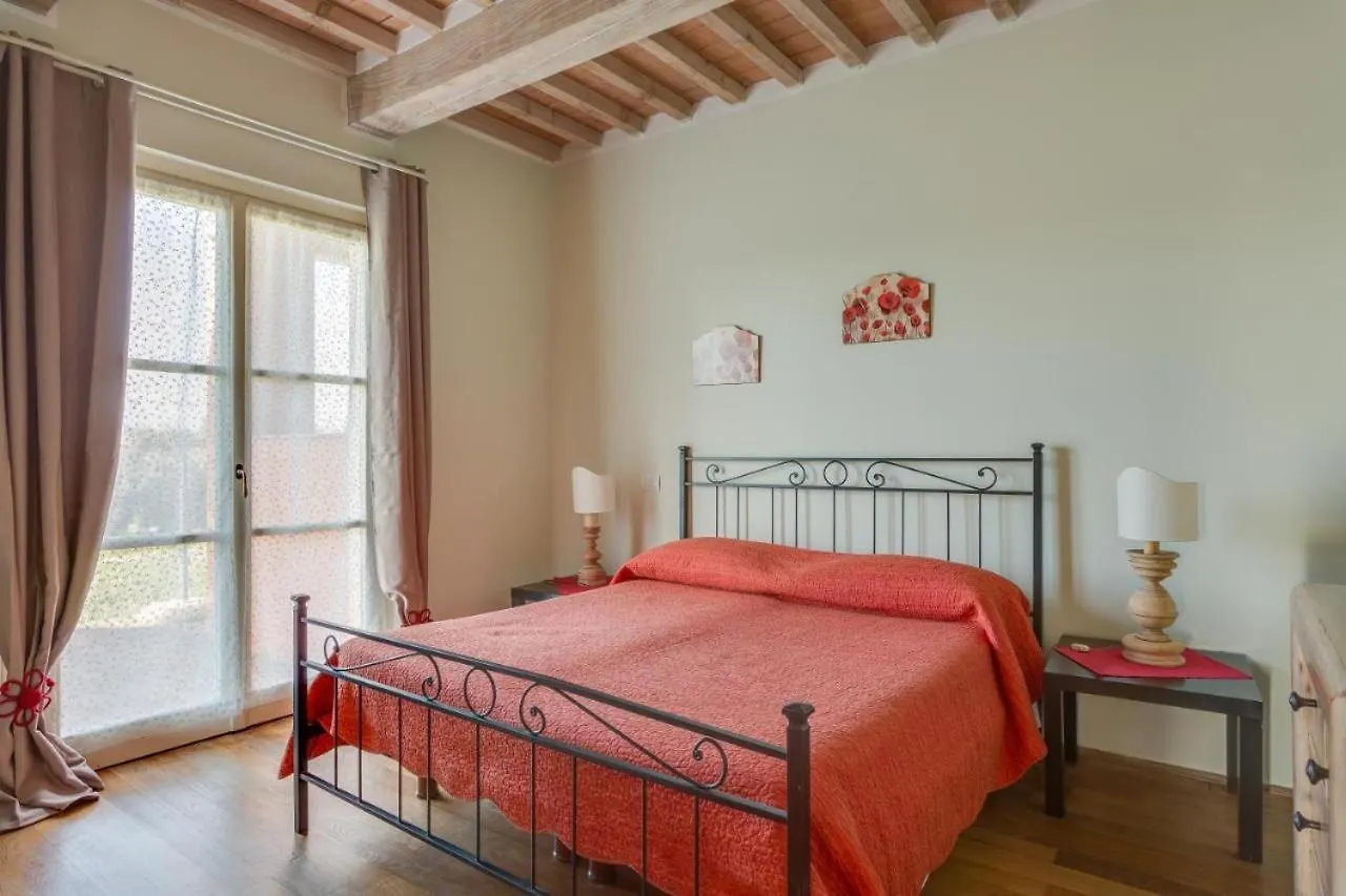 Apartment La Beccanina Resort Le Case Italy