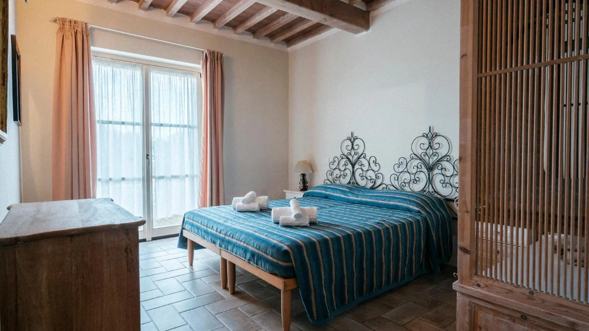Le Case La Beccanina Resort 0*, Le Case איטליה